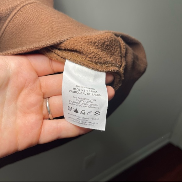 *sold* Nike Women’s Brown Fleece Crewneck Sweatshirt in S Logo Cozy loungewear - Picture 6 of 10